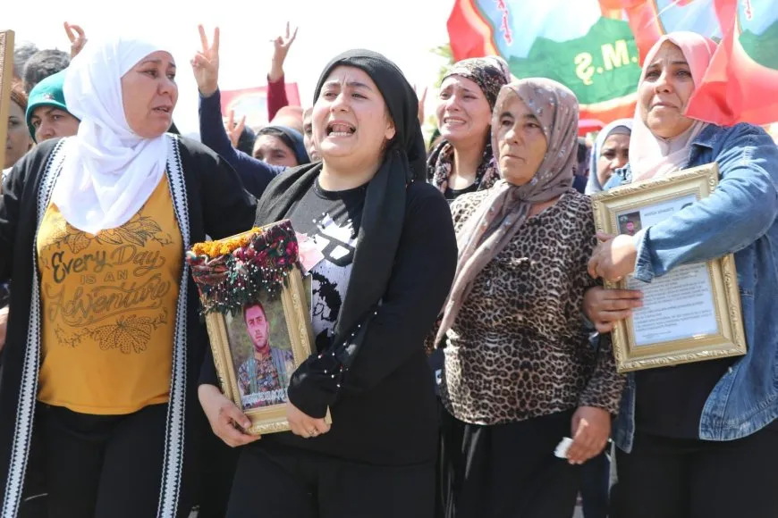 Xelkê Efrîn-Şehbayê şehîd Dilsoz Raco pêşwazî kir