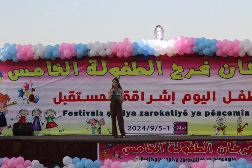 Festîvala 5'emîn a Şahiya Zarokatiyê li Reqayê li dar ket