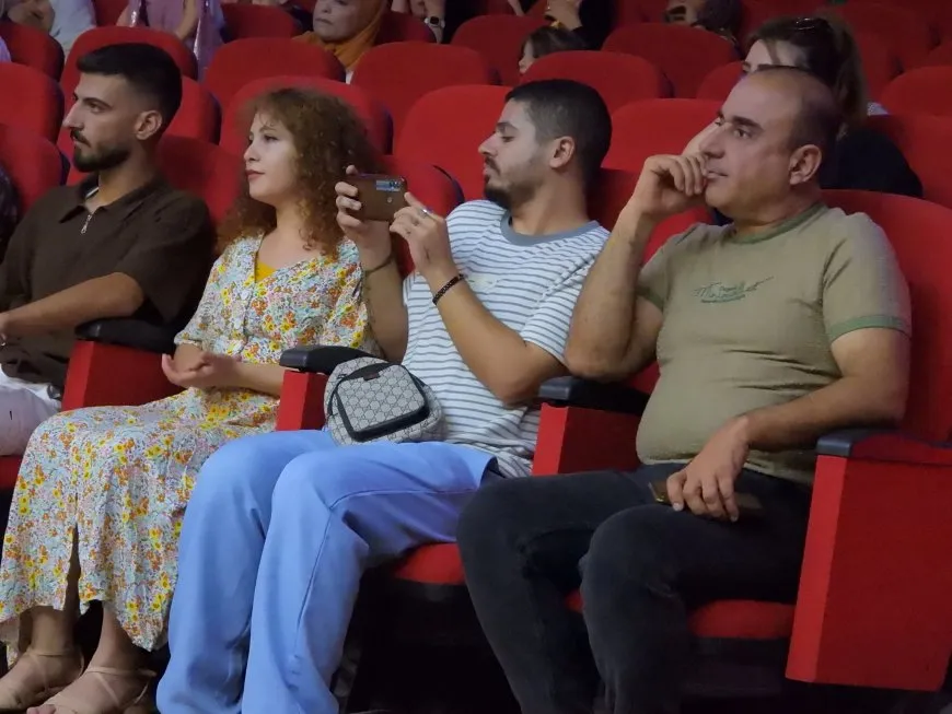 Orkestra Rojava şevbuhêrkeke hunerî li Tebqayê organize kir
