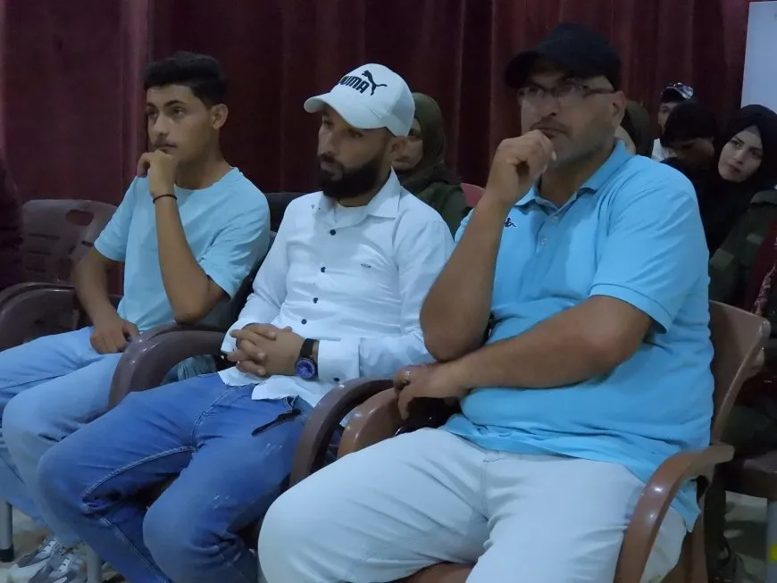 Li Tebqa têkildarî ʹParastina civakîʹ panel
