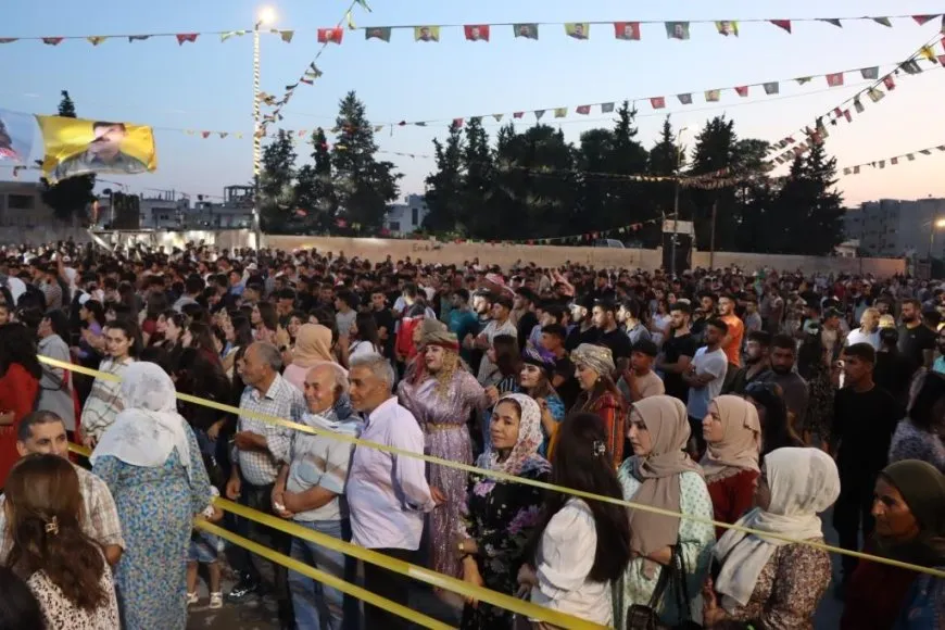 Roja duyemîn a Festîvala Şehîd Berçem bi stran û govendê bi dawî bû