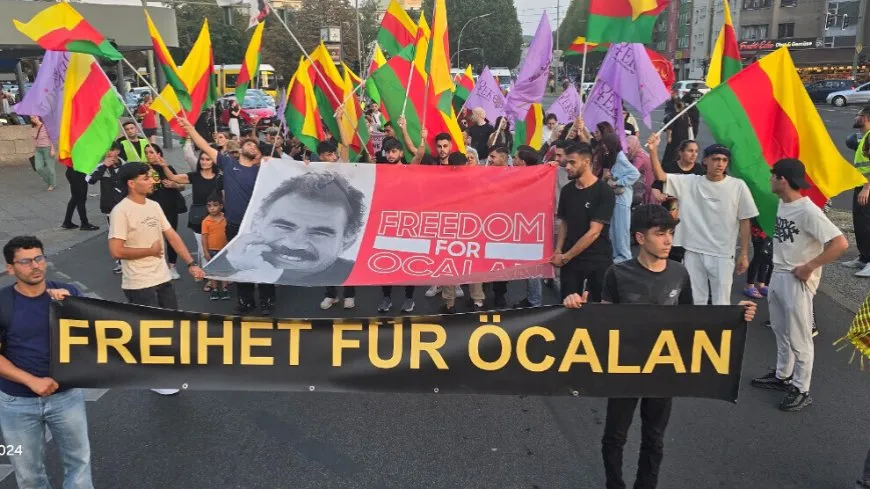 Li Berlînê meşa ‘Ji Abdullah Ocalan re Azadî’