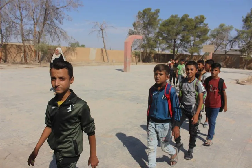 Sala xwendinê ya 2024-2025`an li Herêma Bakur û Rojhilatê Sûriyeyê dest pê kir