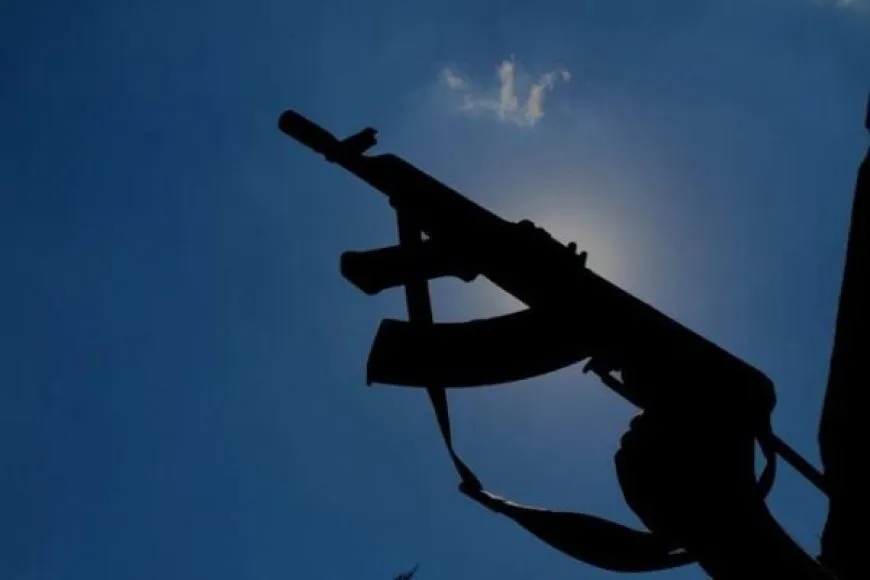 Li Derayê êrişa çekdarî: 2 kes birîndar bûn