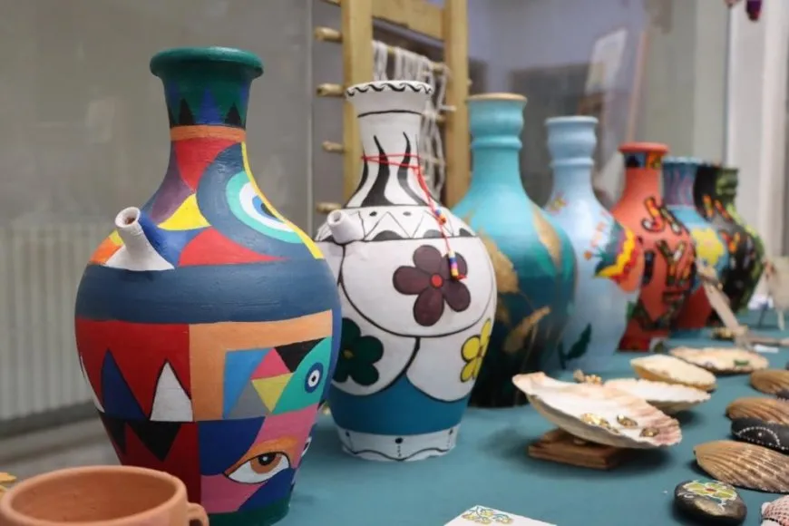 Di Festîvala Şehîd Berçem de hunera dayikan