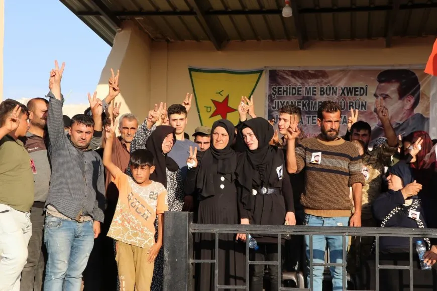 Ji merasîma oxirkirina şehîdan: Em soza bilindkirina têkoşînê didin