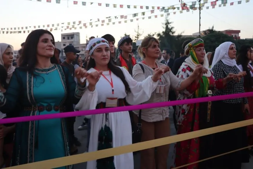 Festîvala Şehîd Berçem bi xelatkirina komên hunerî bi dawî bû