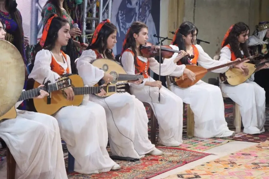 Festîvala Şehîd Berçem bi xelatkirina komên hunerî bi dawî bû