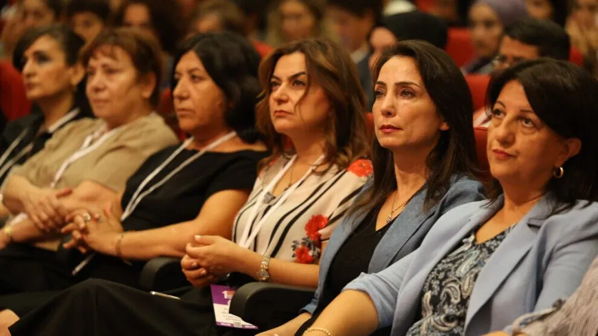 Meclisa Jinan a DEM Partiyê Konferansa xwe ya yekemîn li dar dixe