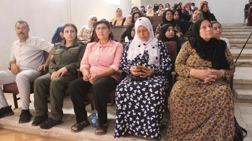 PYD’ê geşedanên siyasî ji gel re şîrove kirin