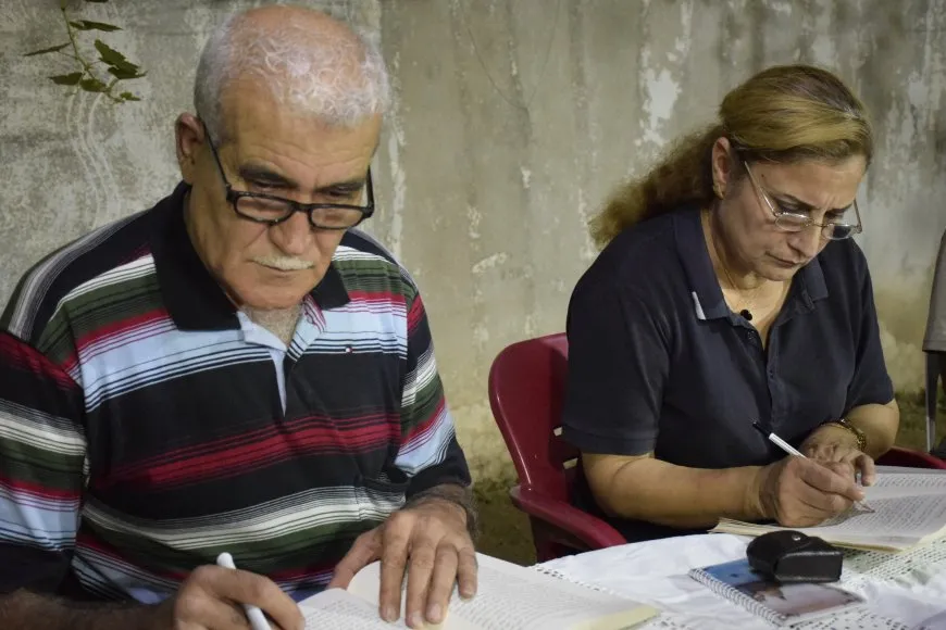 Koma xwendinê beşa ‘Pirsgirêka Civakê ya Bajarbûnê’ya Sosyolojiya Azadiyê dixwîne