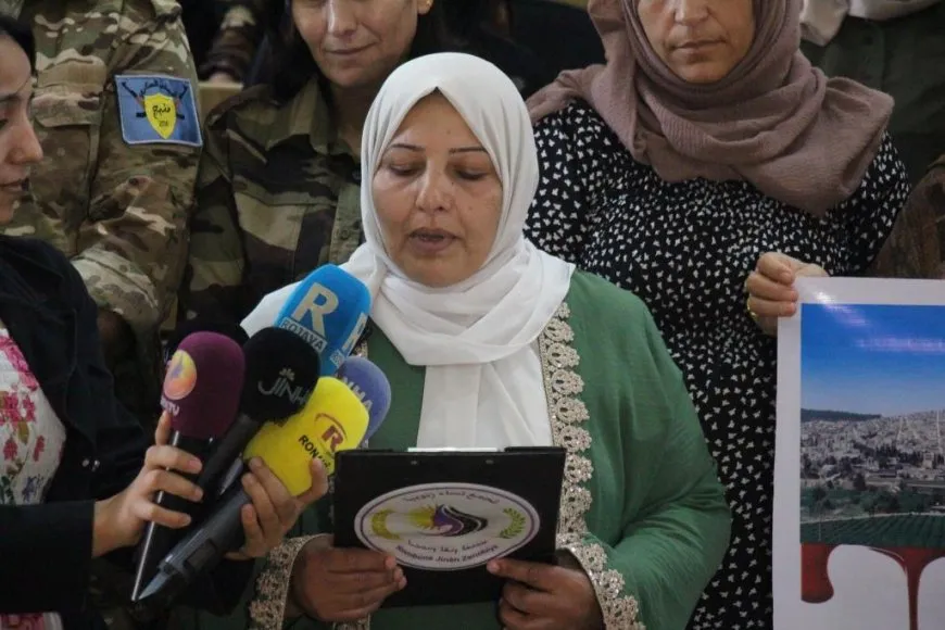 Bi boneya salvegera Serhildana Jin, Jiyan, Azadî çalakî li dar ketin