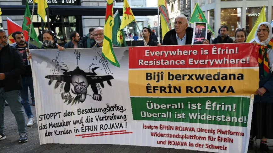 Komkujiya Efrînê li Zurihê hat protestokirin