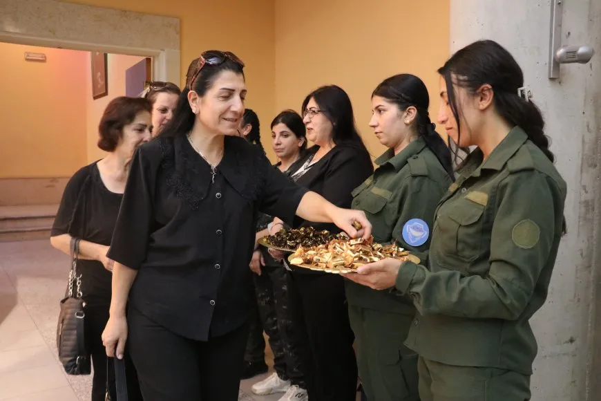 Şervanên Beth Nehrên û Sotoro rêbazên xweparastinê nîqaş kirin