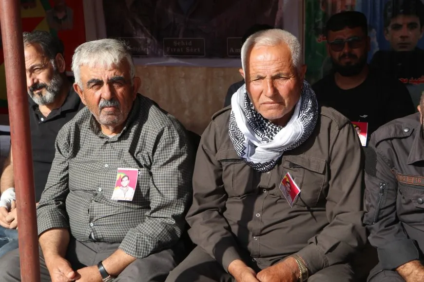 Xelkê li Şehbayê sersaxî da malbata şehîd Azad Efrîn