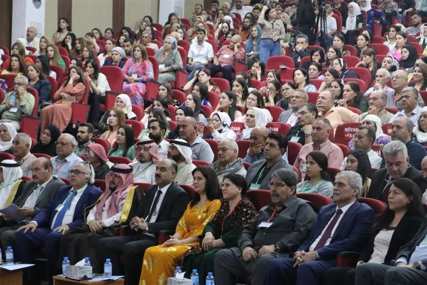 `PYD modela têkoşînê ya li Bakur û Rojhilatê Sûriyeyê ye`