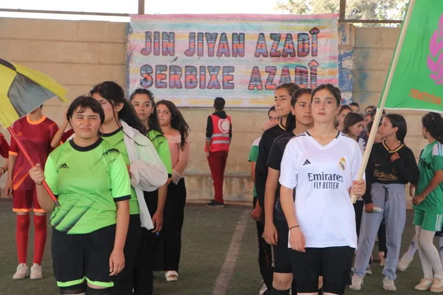 Li dijî pergalên baviksalariyê çalakiya protestoyî
