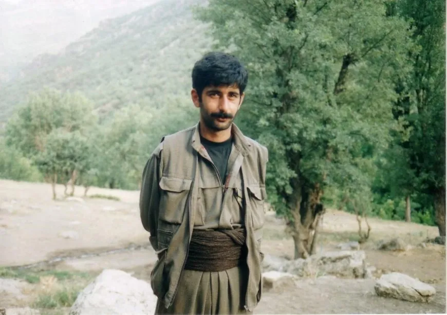 Fermandarekî bi israr: Şiyar Efrîn