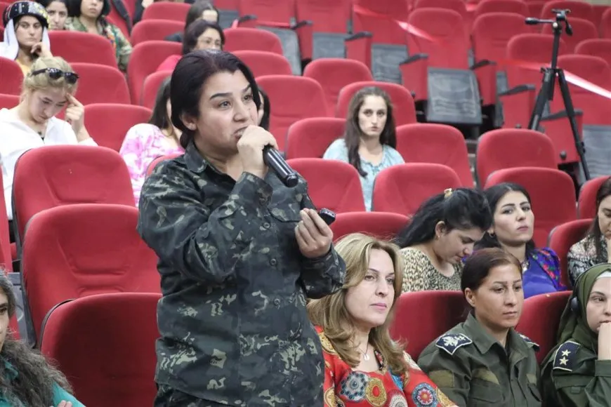 Konferansa duyemîn a Akademiya Jineolojiyê hat lidarxistin