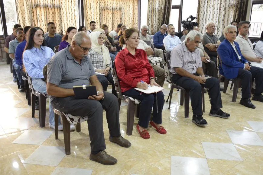 Komên xwendinê ‘desthilatdarî û rêveberî’ nîqaş kir