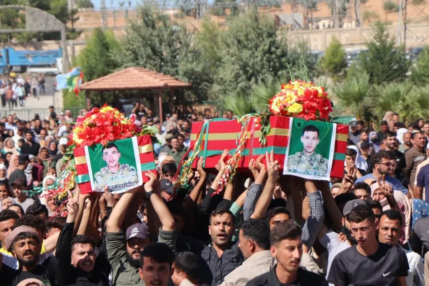 Li Kobanê 2 şehîd hatin oxirkirin