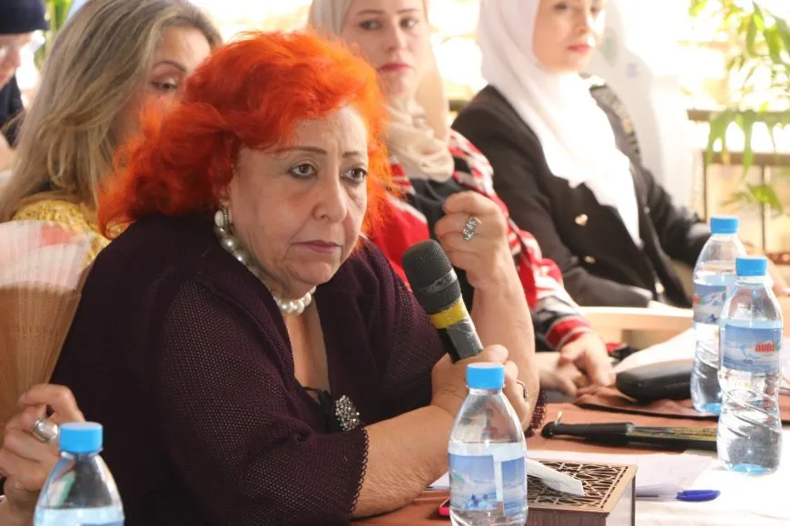 Jin li Helebê rewşa xwe ya di şer û aloziyan de nîqaş dikin
