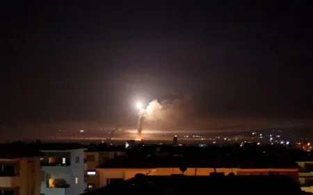 Îsraîlê careke din Şamê bombebaran kir: 3 kuştî, 9 birîndar