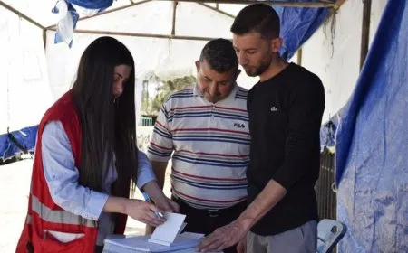 Li Til Temirê ji bo koçberan alîkariyê kom dikin