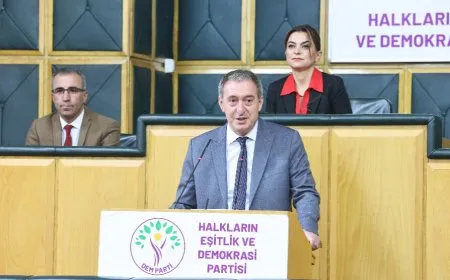 Bakirhan: Divê deriyên Îmraliyê tavilê bêne vekirin