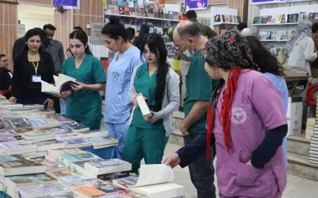 Pêşangeha pirtûkan didome