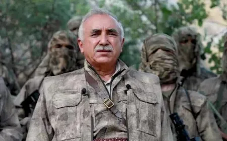 Karayilan: Em ne li dijî pêvajoya çareseriyê ne, lê em rê nadin taktîkên şerê taybet