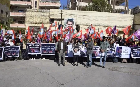 Meclisa Malbatên Şehîdan bang kir: Bi Rêberê me rûnin