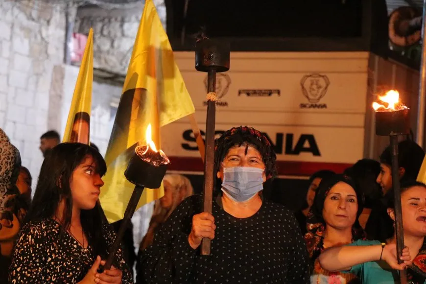 Ciwanên Helebê Komploya Navneteweyî şermezar kir