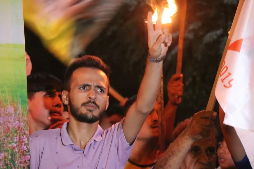 Ciwanên Helebê Komploya Navneteweyî şermezar kir