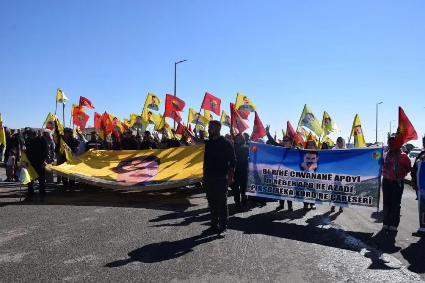 Li Kobanê meşa dirêj