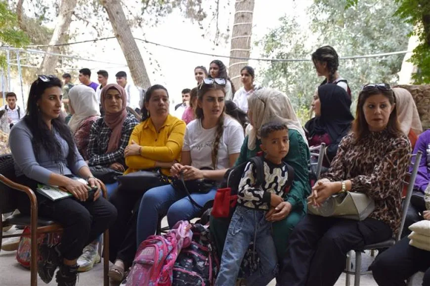 Bi çalakiyên cihêreng Roja Mamosteyan a Cîhanê hat pîrozkirin