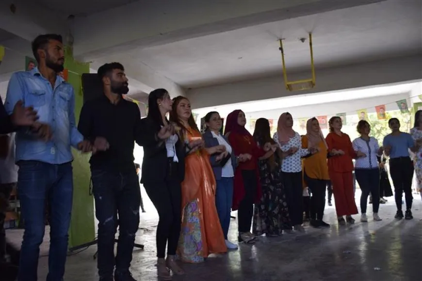 Bi çalakiyên cihêreng Roja Mamosteyan a Cîhanê hat pîrozkirin