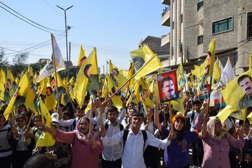 Ji meşa Kobanê peyama ’Em kêlî bi kêlî bi Rêbertiya xwe re dijîn’