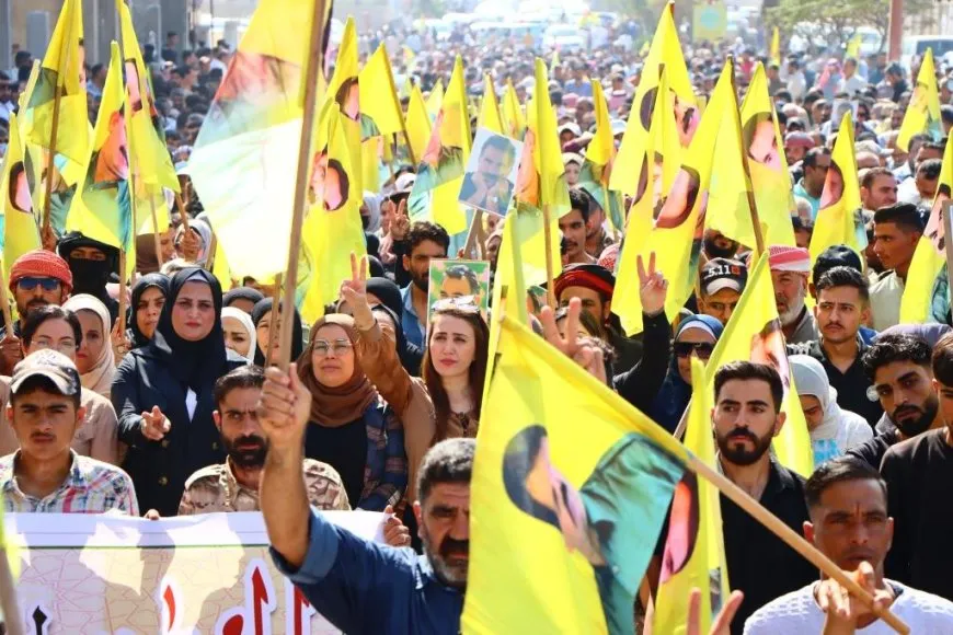 Bi hezaran soza bidestxistina azadiya fîzîkî ya Rêber Abdullah Ocalan da