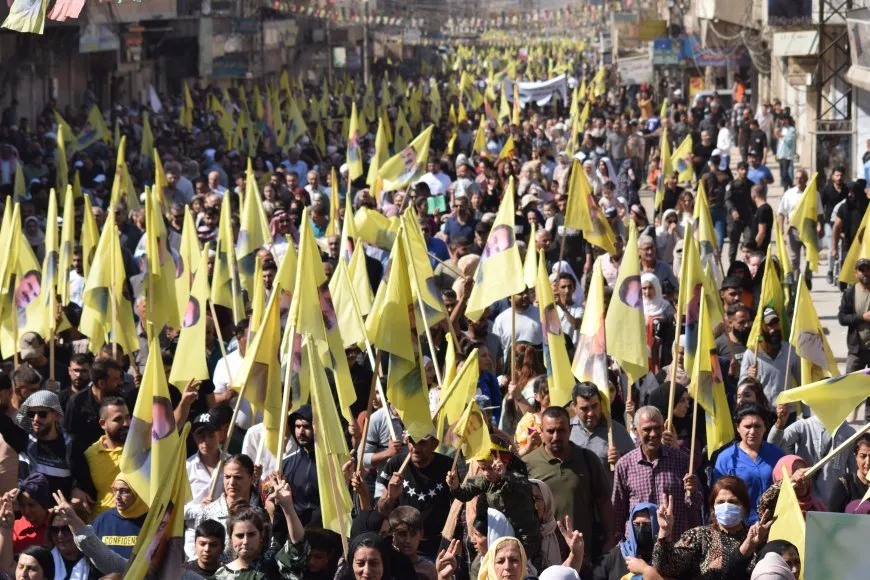 Li Qamişlo meşa li dijî Komploya Navneteweyî