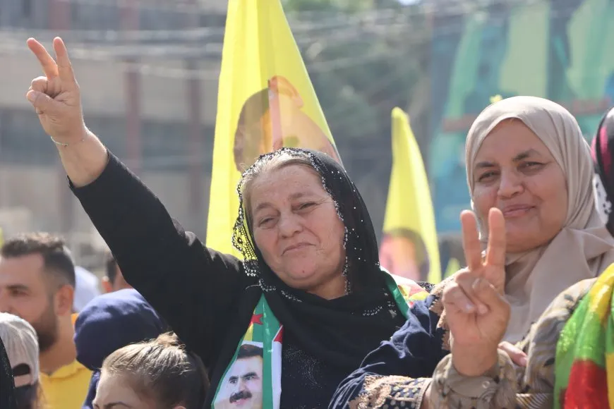 Li Qamişlo meşa li dijî Komploya Navneteweyî