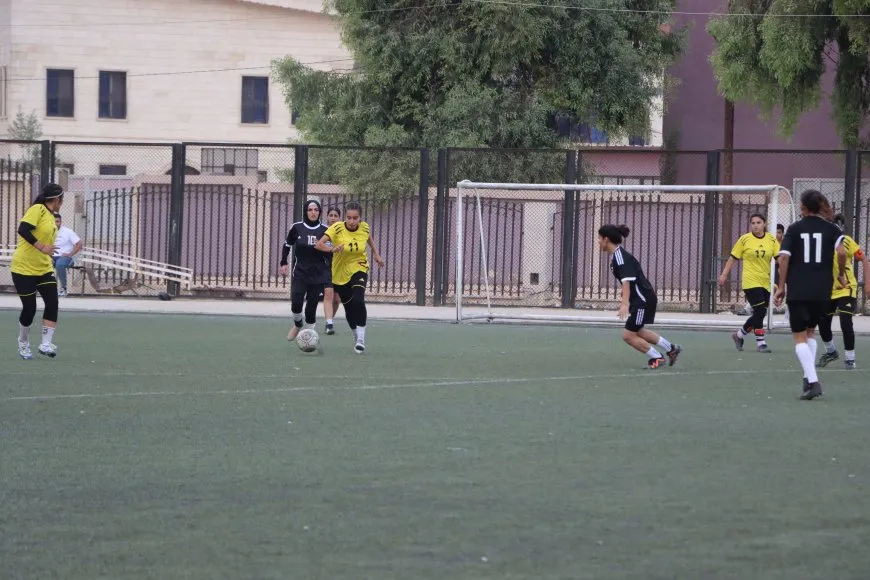 Turnuvaya futbolê ya jinan a kantonê Cizîrê dest pê kir