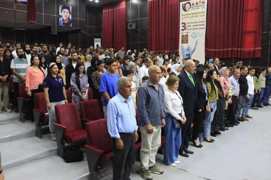 Festîvala Arîn Bisk û Zulfên Aştiyê bi xelatkirina komên beşdar bi dawî bû