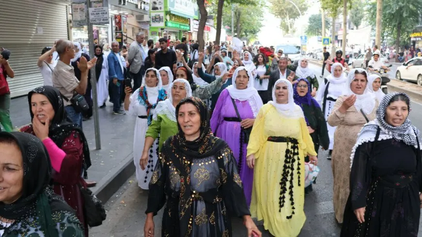 Li Amedê bi diruşmên ʹBê Serok Jiyan Nabeʹ meş hat lidarxistin
