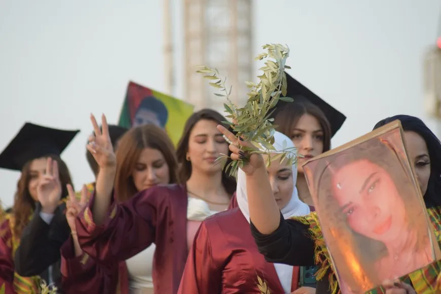 Ji Zanîngeha Rojava 435 xwendekarên din derçûn