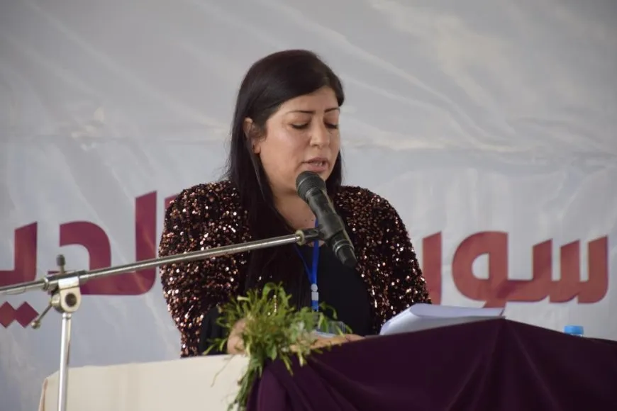 Malbatên şehîd Hevrîn û Nadiya hatin xelatkirin