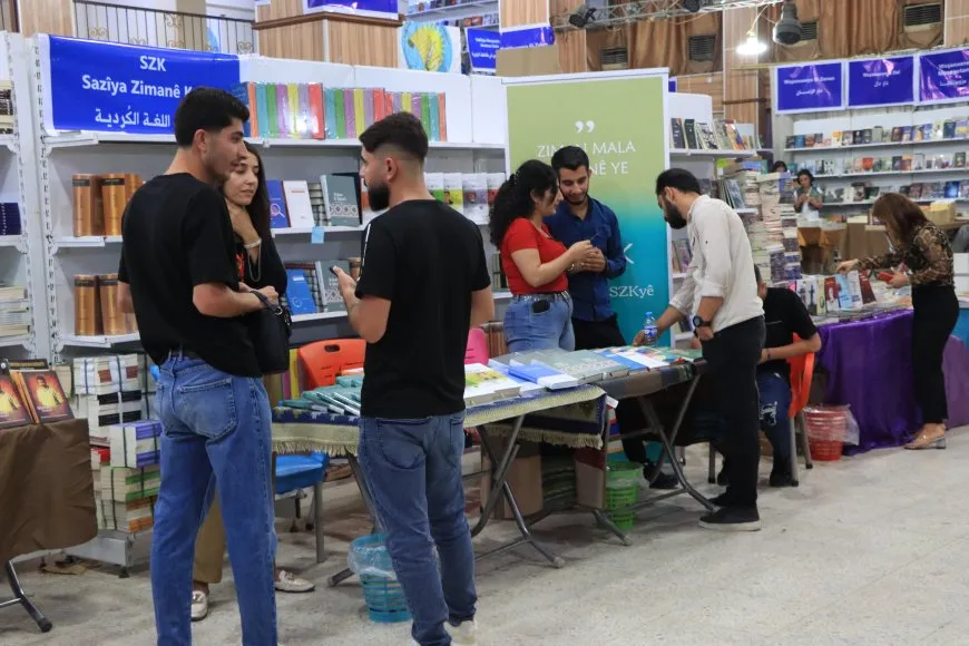 Di roja sêyemîn a Pêşangeha Pirtûkan de 2 pirtûk hatin îmzekirin