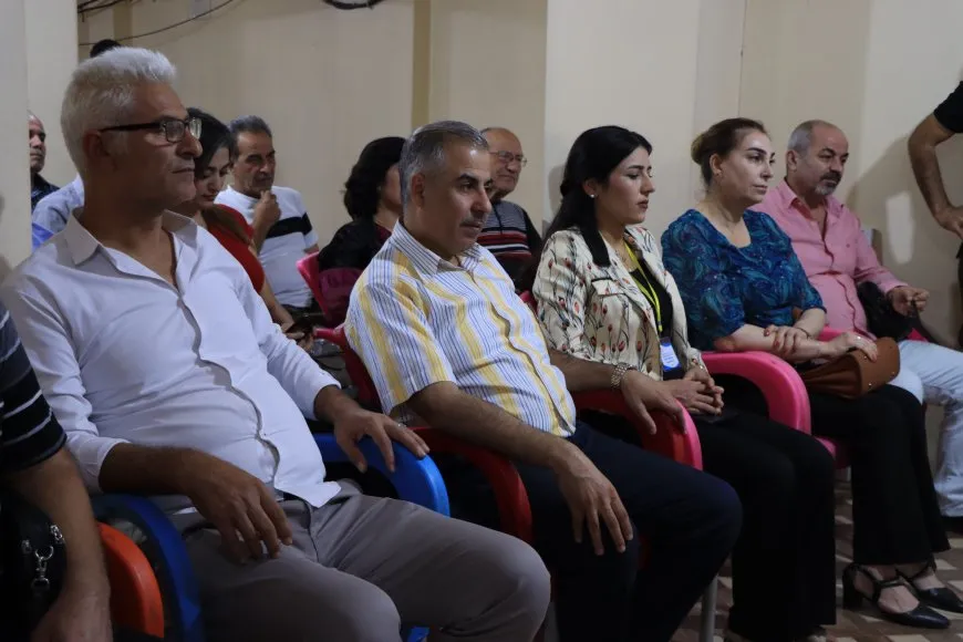 Roja çaremîn a pêşangehê bi gera xwendevanan a pirtûkan bi dawî bû