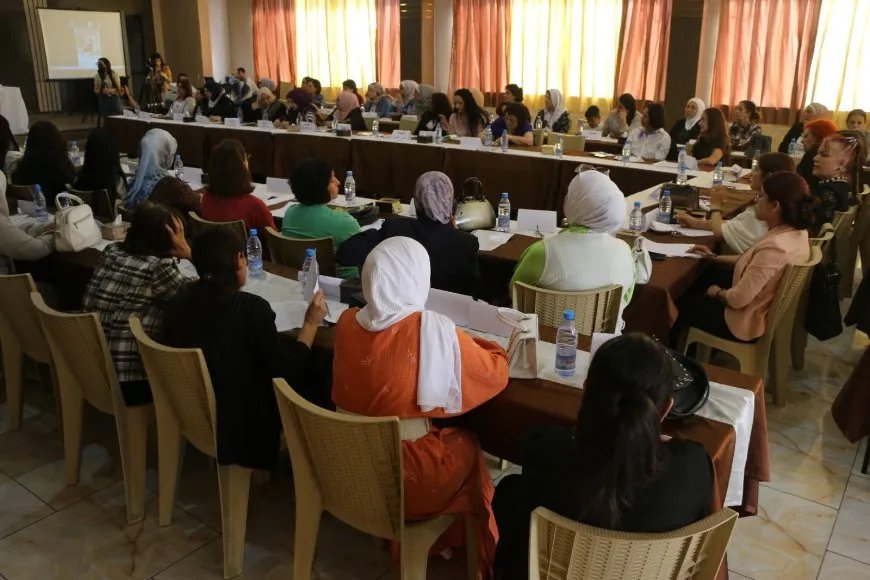 Roja yekemîn a foruma diyaloga Sûriyeyî ya jinan bi dawî bû