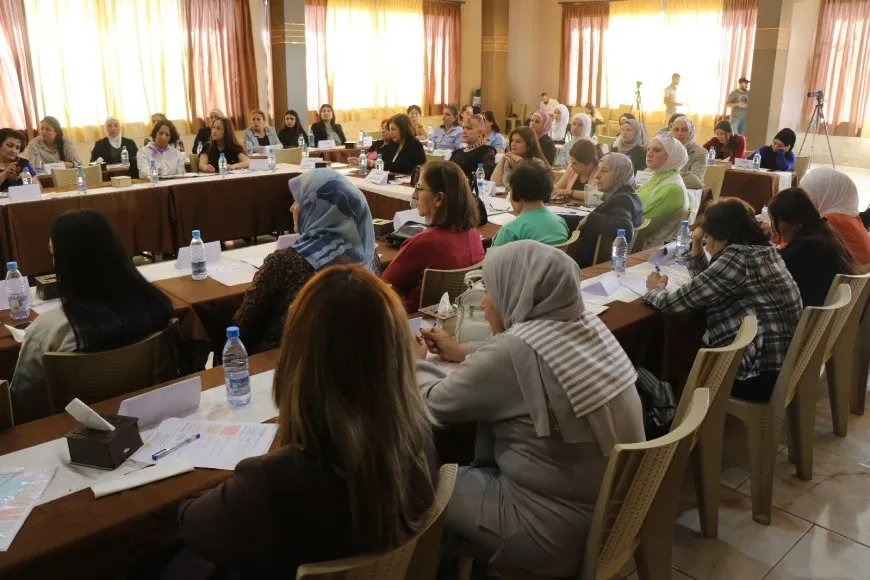 Roja yekemîn a foruma diyaloga Sûriyeyî ya jinan bi dawî bû